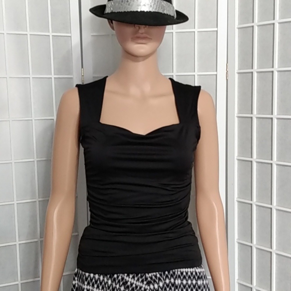 Envie Premium‎ Basics Black Ruched Sweetheart Cowl Neck Sleeveless Top Small NWT